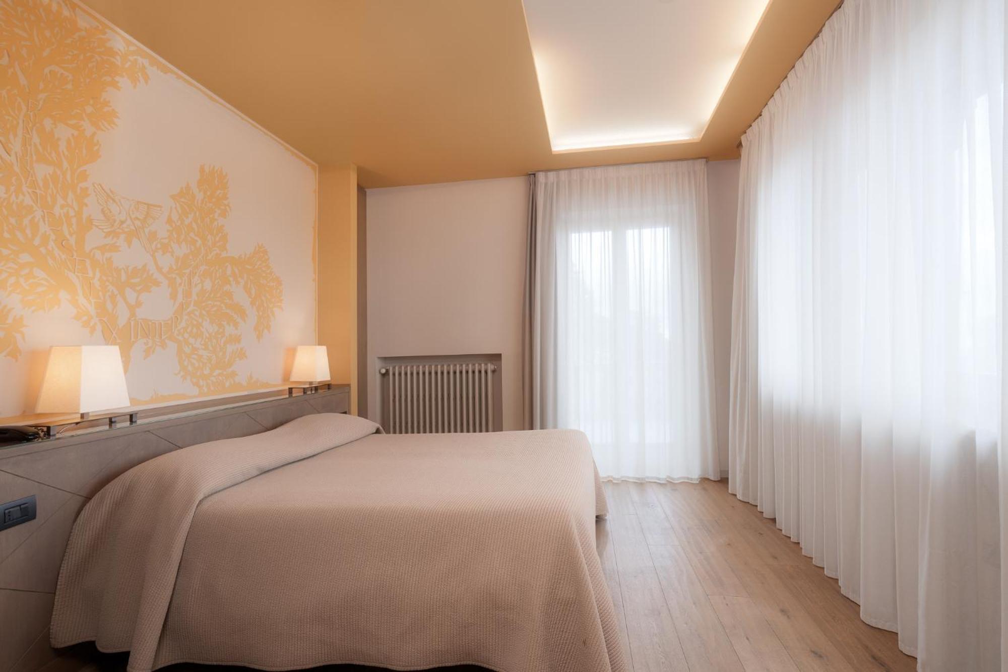 Titano Suites ซานมารีโน ภายนอก รูปภาพ